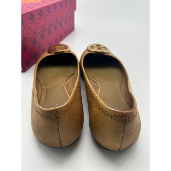 Tory Burch Royal Tan Leather Ballet Flats • Gold Logo Medallion • Size 7 - Picture 4 of 6